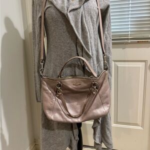 Vintage Coach rose gold pink leather purse / crossbody